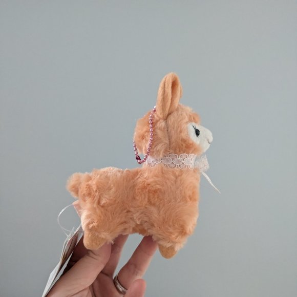 Amuse Rare Lace Arpakasso Keychain Plush - Picture 3 of 5